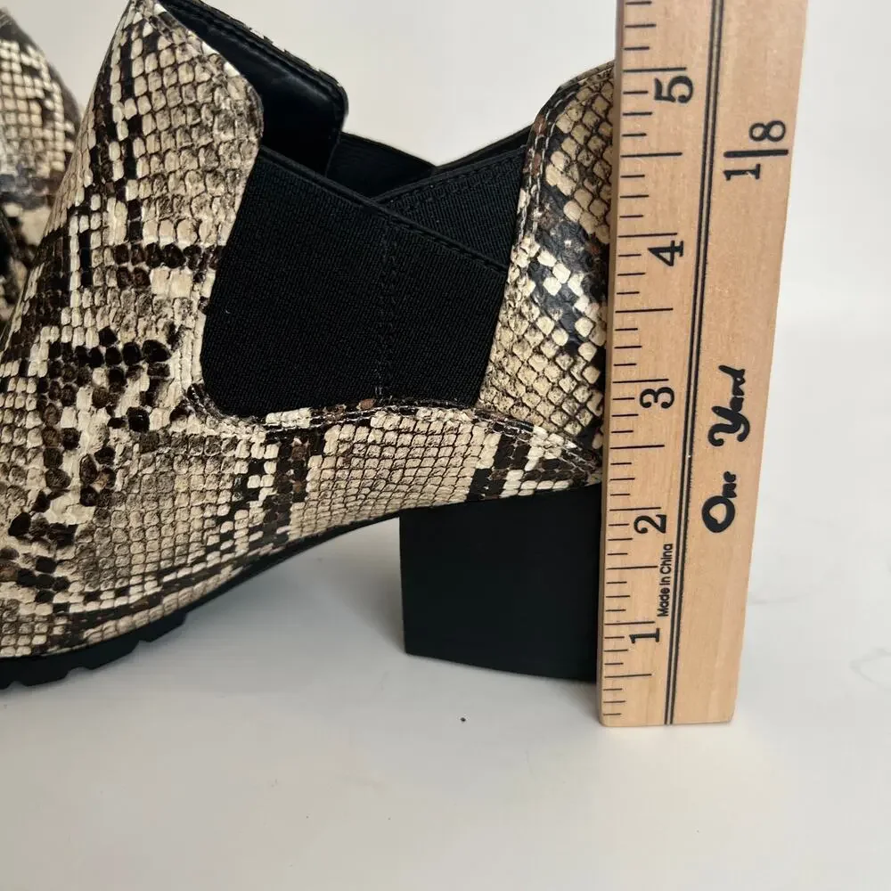 Vionic Belmont Snake Embossed Leather Ankle Booties Size 7.5